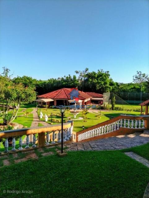 Chácara à venda em Avaré, Chácara Rancho Alegre, com 3 quartos, com 15000 m²