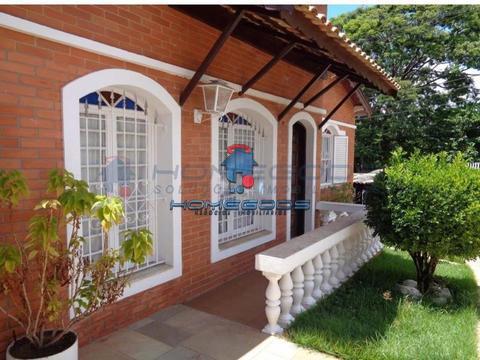 Casa à venda em Valinhos, Vila São Sebastião, com 3 quartos, com 180 m²